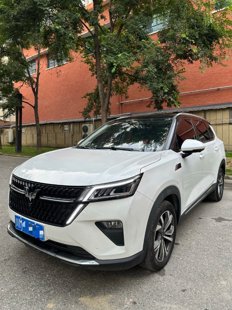 成都21年五菱汽車星辰3
