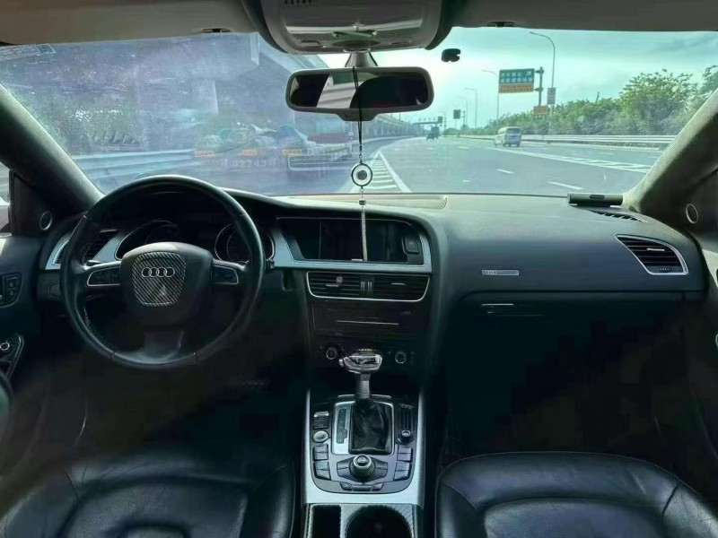 广州11年奥迪A58