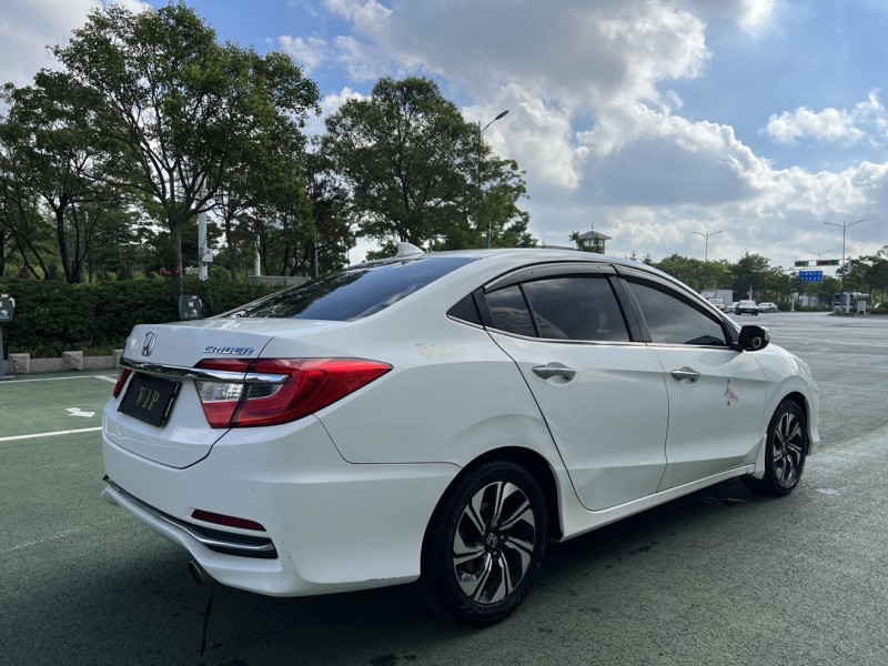 盐城17年本田凌派9