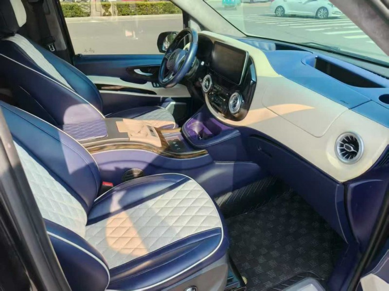 淄博20年奔驰威霆4