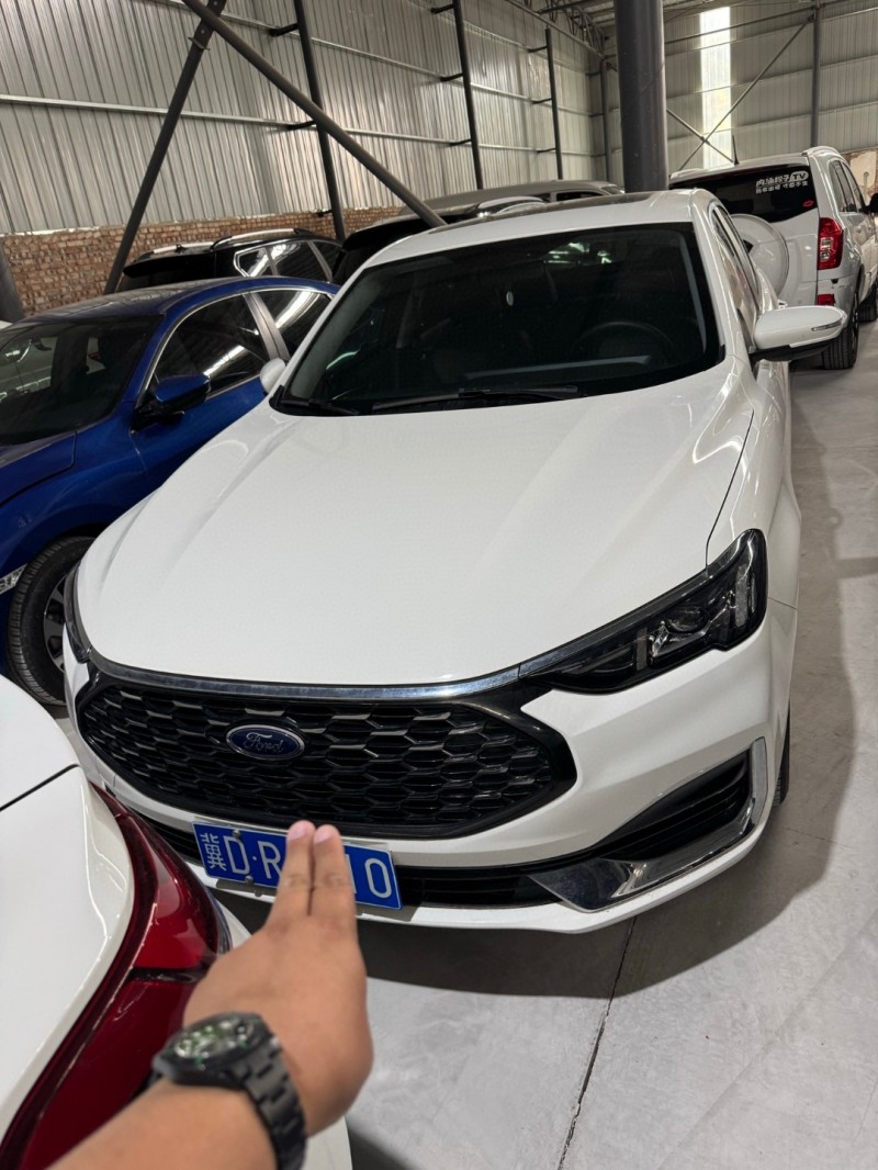 邢台21年福特福睿斯1