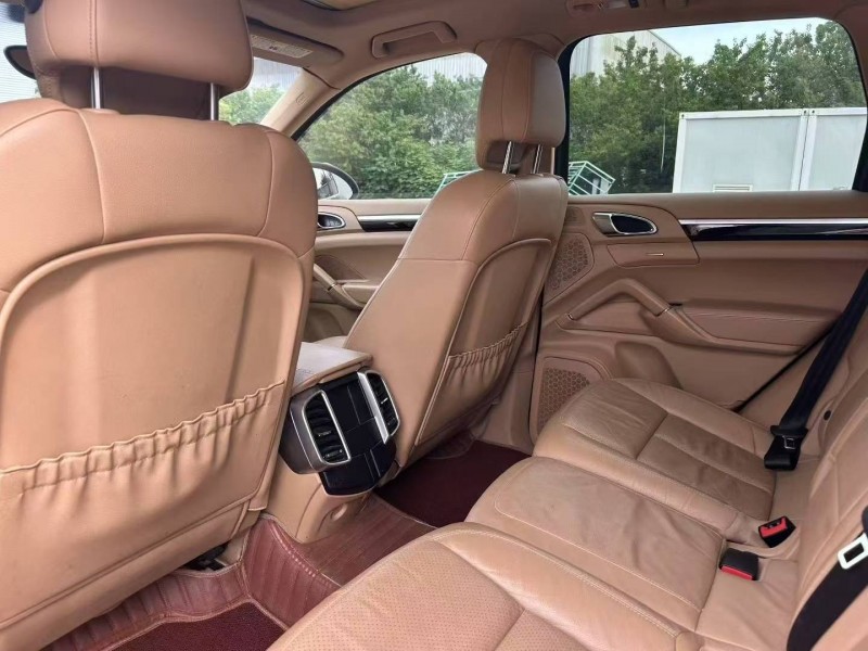 宿遷15年保時捷卡宴6