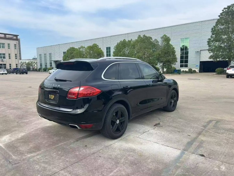 宿遷15年保時捷卡宴8