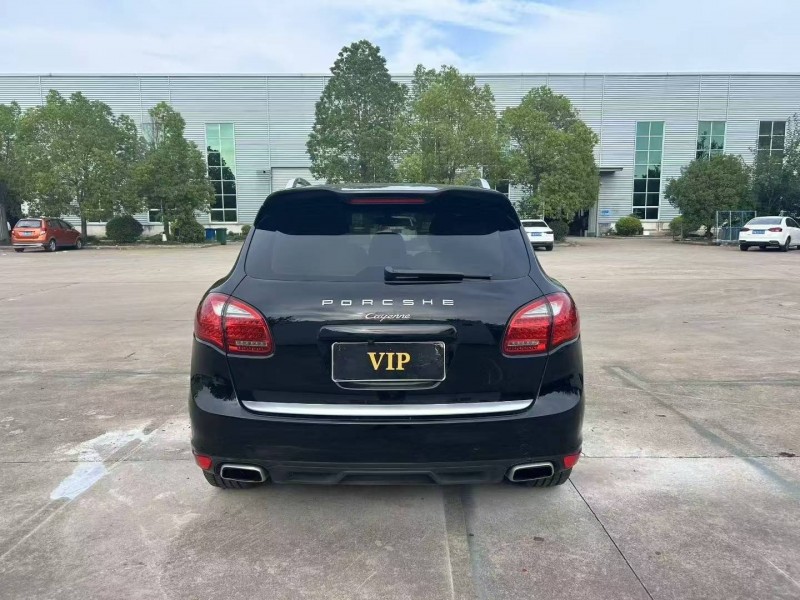 宿遷15年保時捷卡宴9