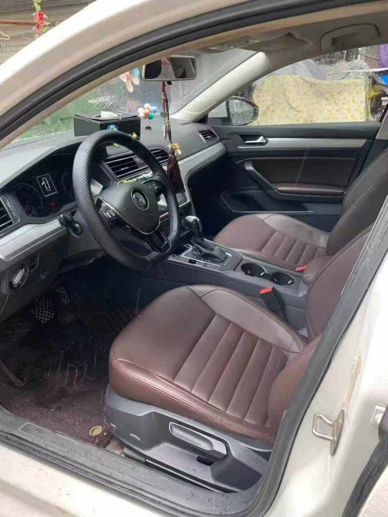 湘潭20年大众凌渡5