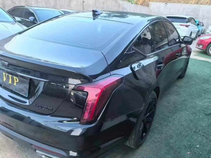 常德21年凯迪拉克CT57