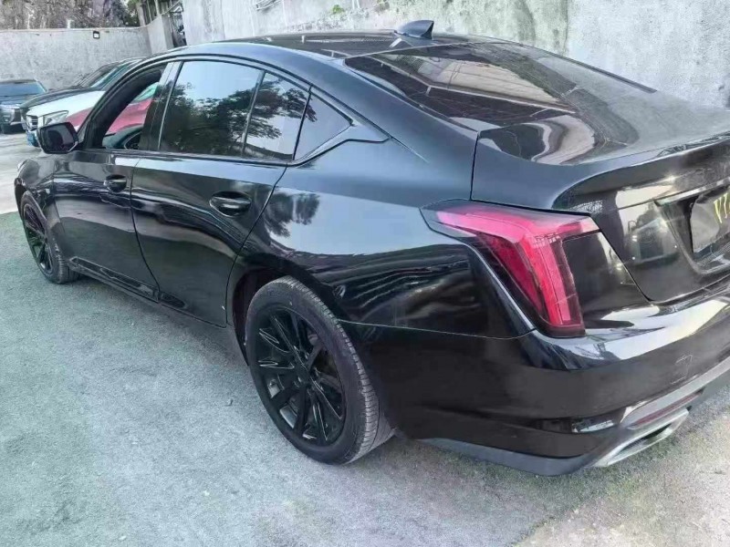 常德21年凯迪拉克CT58