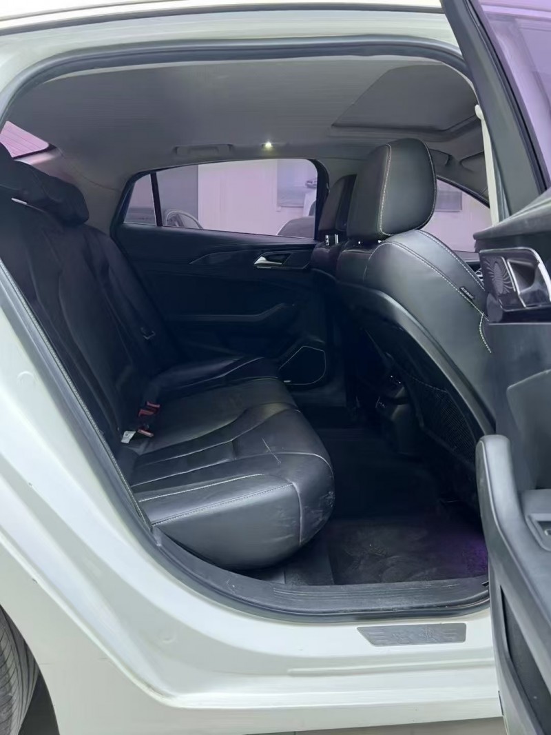 廊坊19年紅旗H56