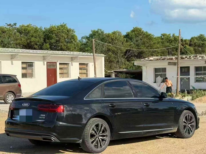 青岛13年奥迪A6L8