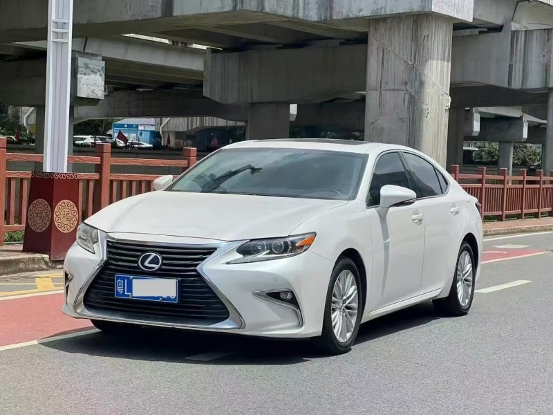 廣州16年雷克薩斯ES3