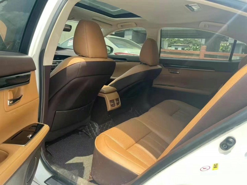 廣州16年雷克薩斯ES5