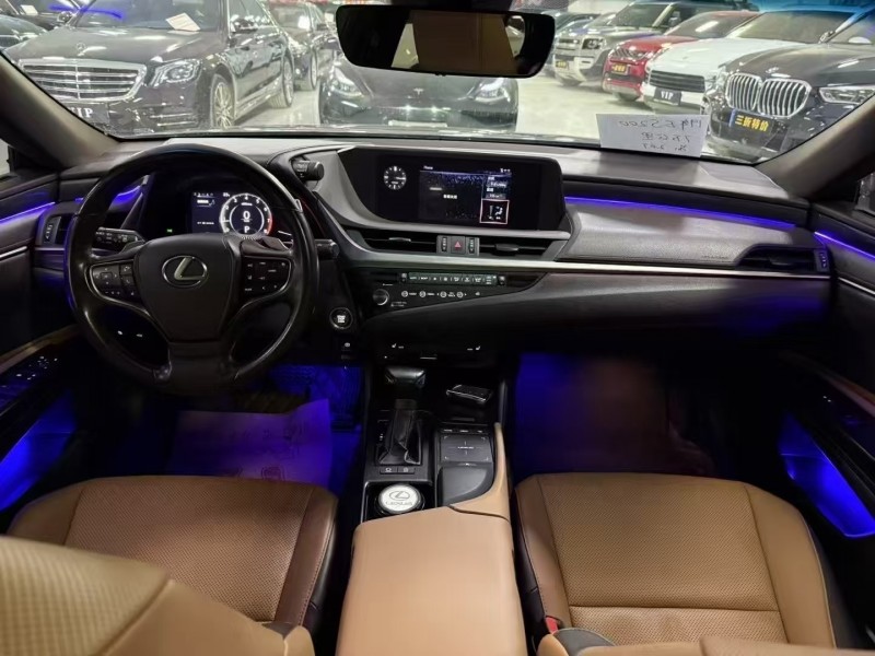 廊坊19年雷克薩斯ES5