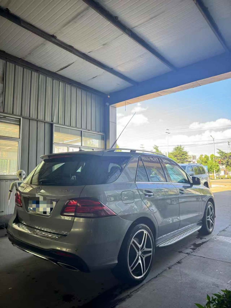 青岛17年奔驰GLE7