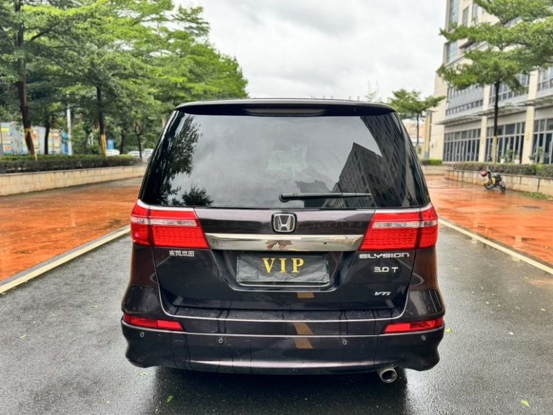 东莞15年本田艾力绅7