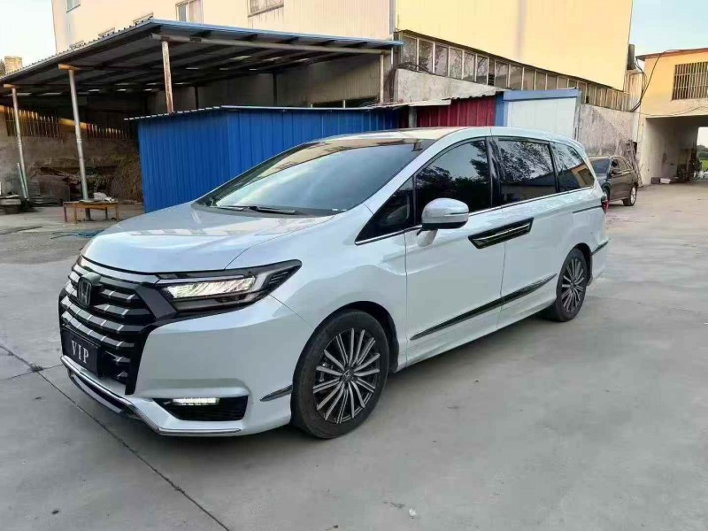 青岛24年本田艾力绅3