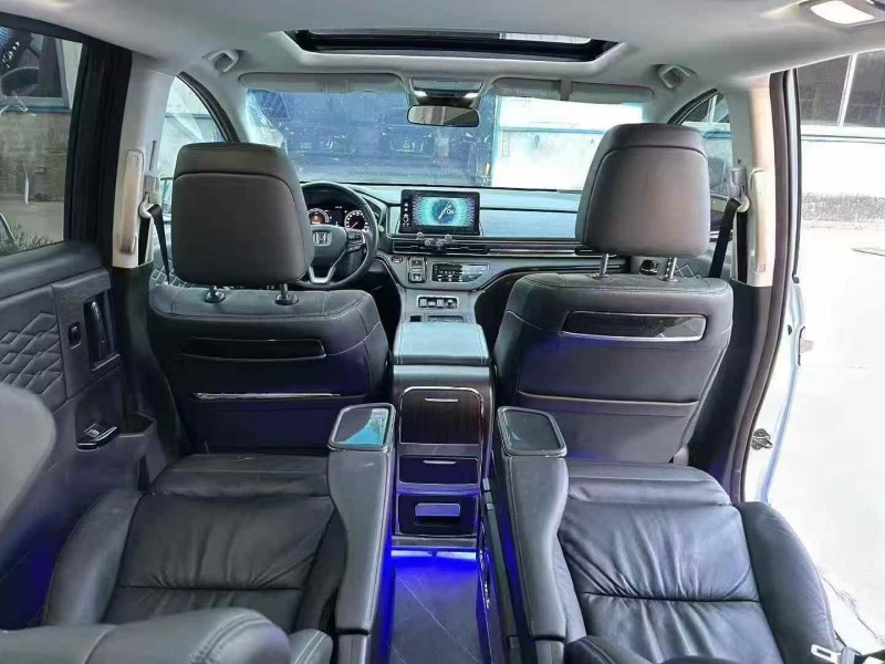 青岛24年本田艾力绅7