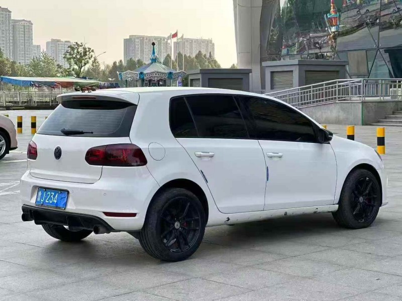 濟南14年大眾高爾夫7