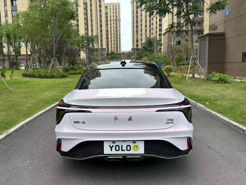 徐州23年紅旗H67