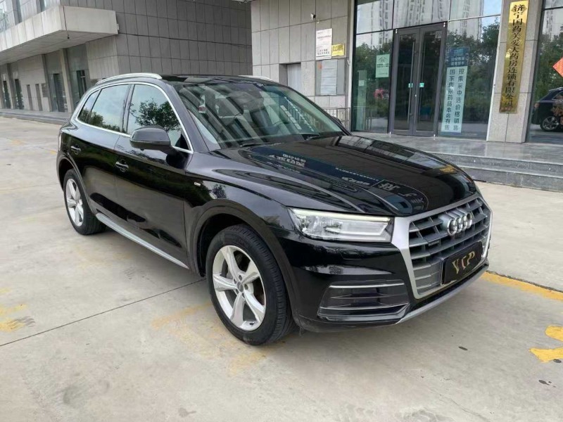 青岛20年奥迪Q52