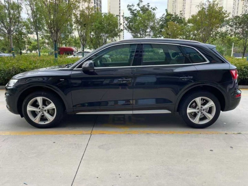 青岛20年奥迪Q57