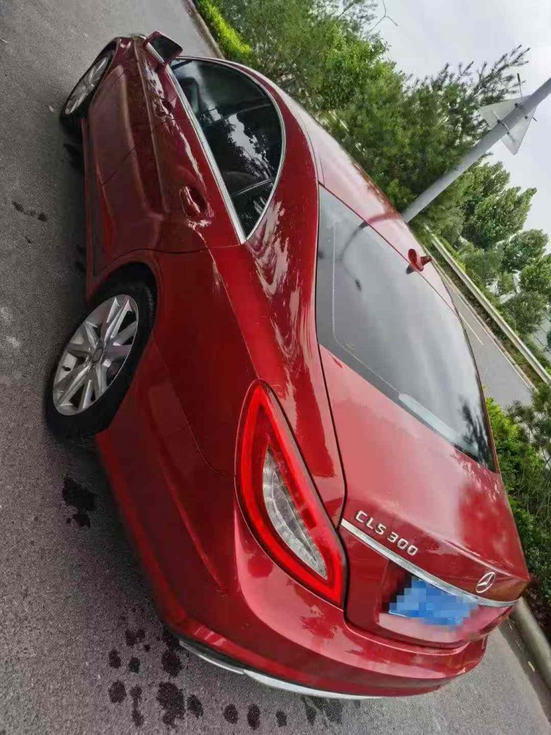 临沂14年奔驰CLS8