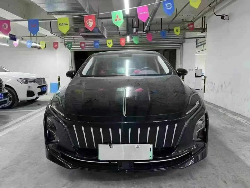 成都25年红旗E-QM51