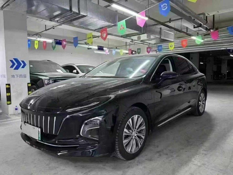 成都25年红旗E-QM53