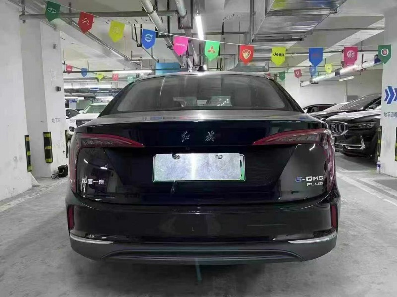 成都25年红旗E-QM59