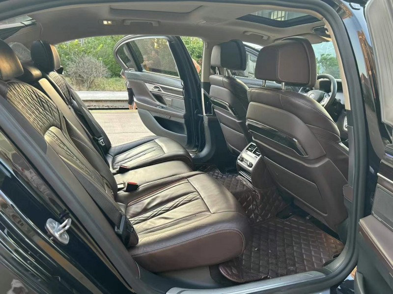 宿遷20年寶馬7系4