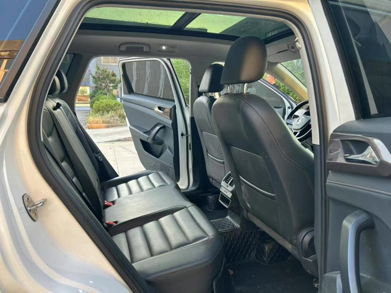 宿遷19年大眾途岳4