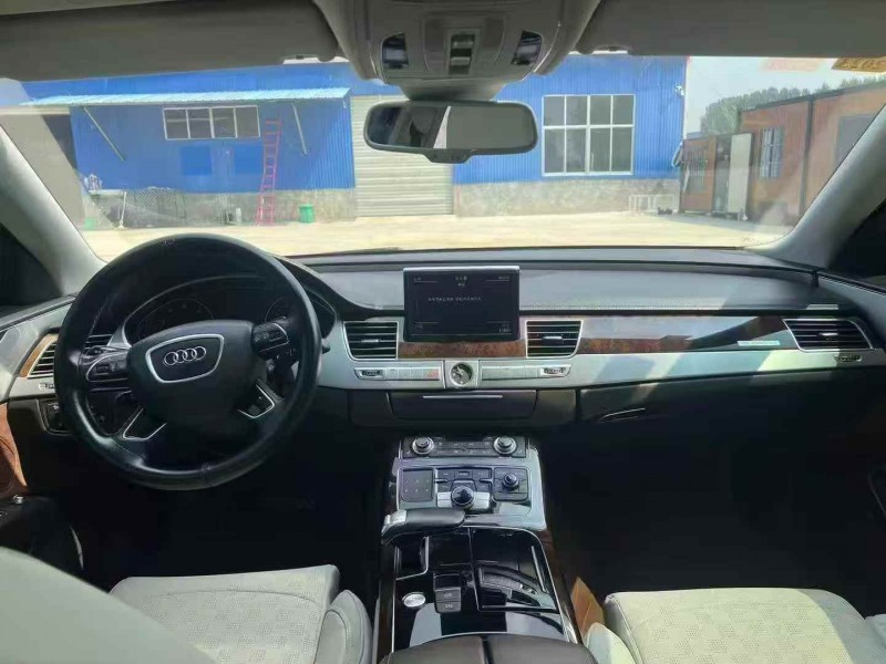 青岛15年奥迪A8L4