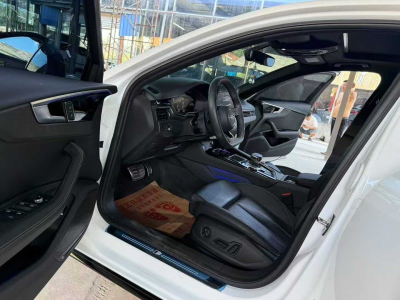 徐州23年奥迪A4L4