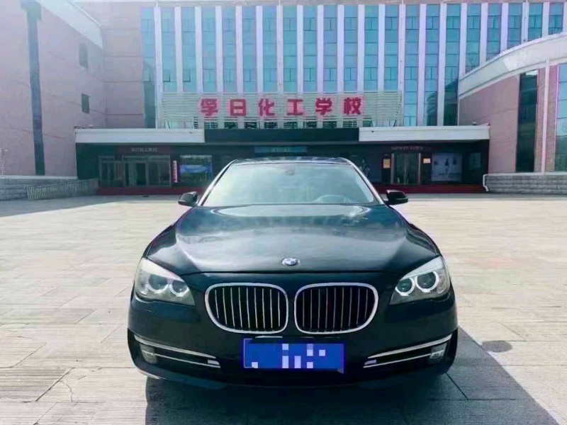 淄博15年宝马7系1