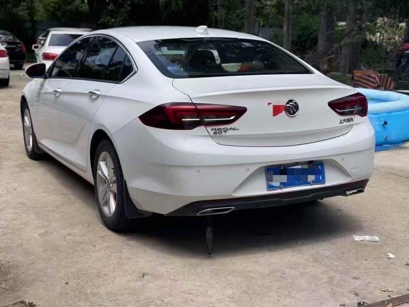 枣庄20年别克君威7