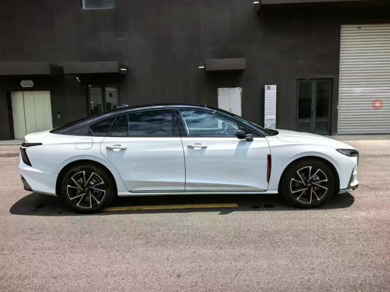 徐州25年紅旗H68