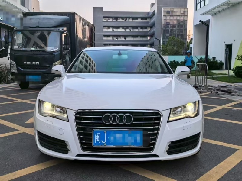 深圳14年奥迪A7L1
