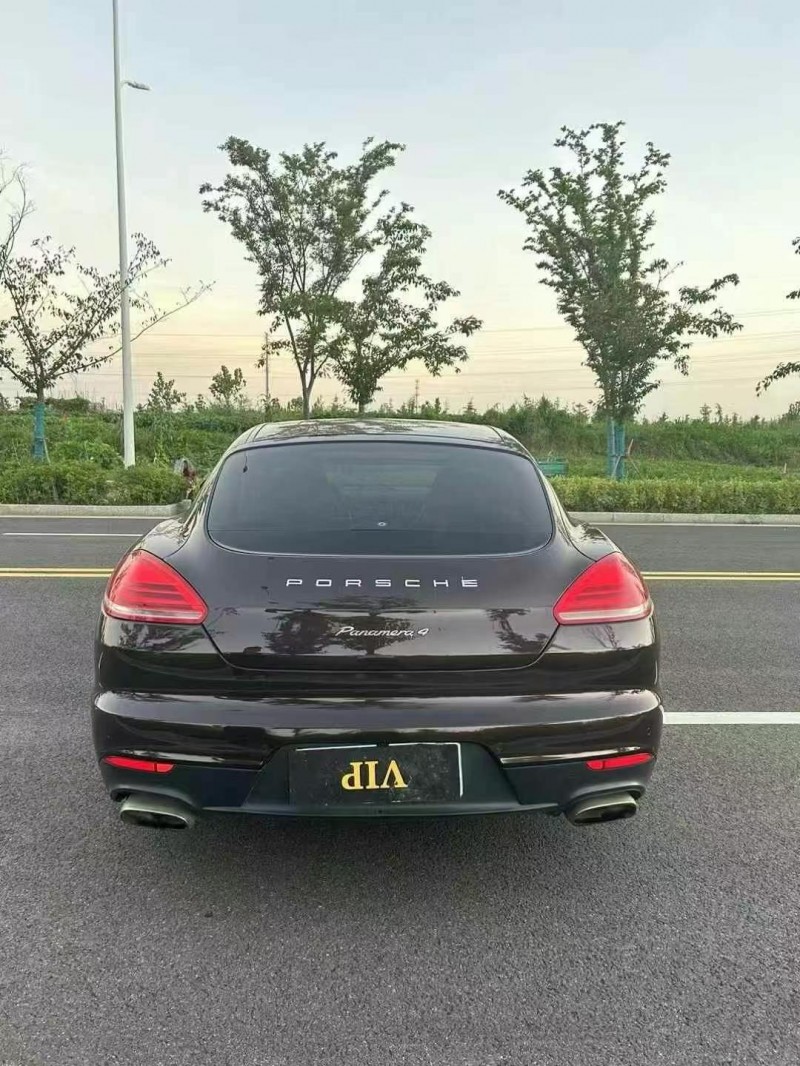 宿遷14年保時捷帕拉梅拉9