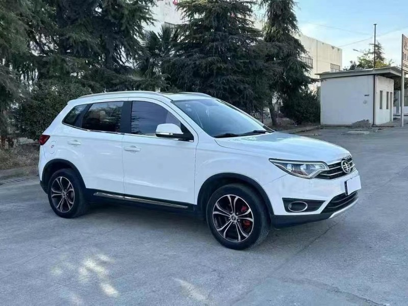 宿遷18年一汽森雅2