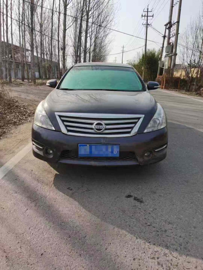 臨沂12年日產天籟1