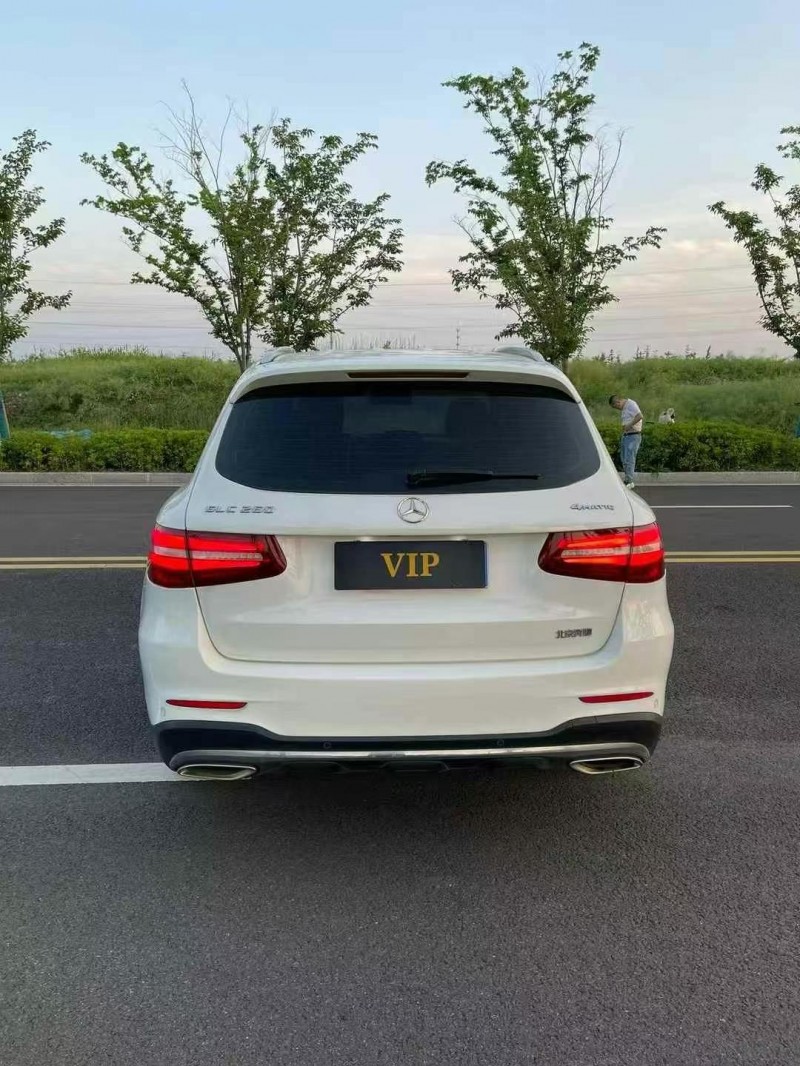 宿迁17年奔驰GLC9