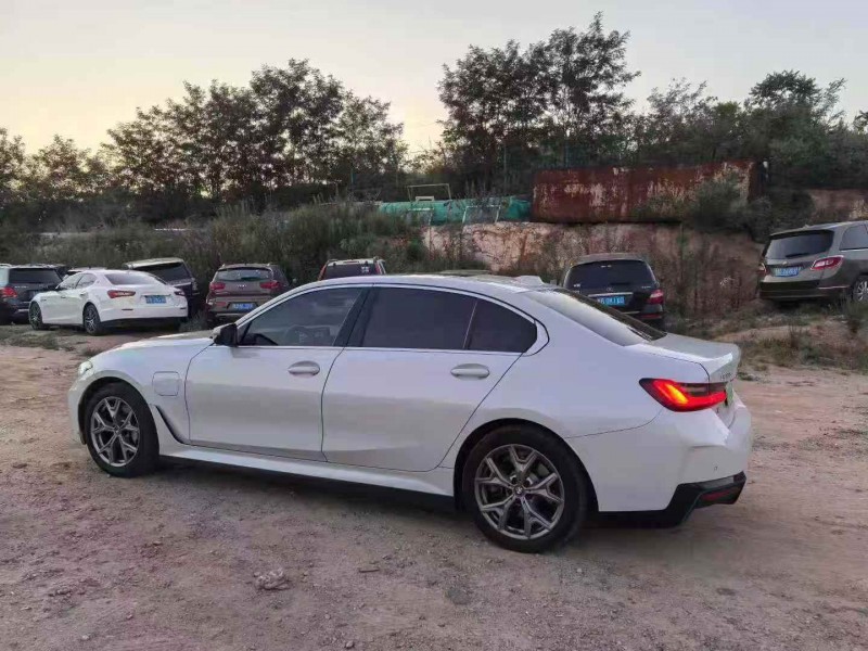 青岛23年宝马i38