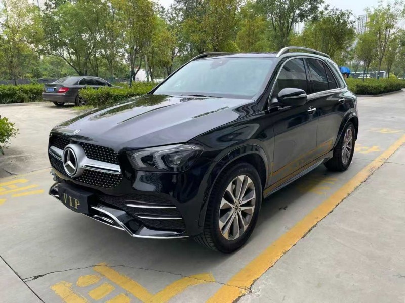 青岛22年奔驰GLC3