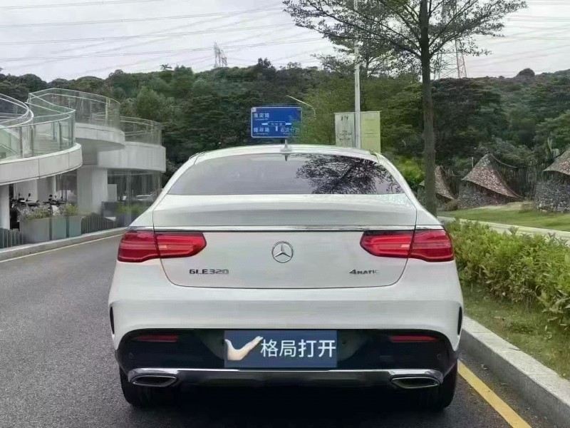 深圳17年奔驰GLE9