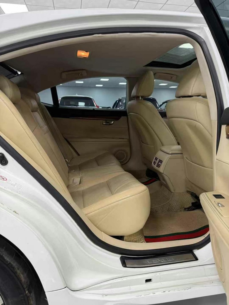 廊坊13年雷克薩斯ES7