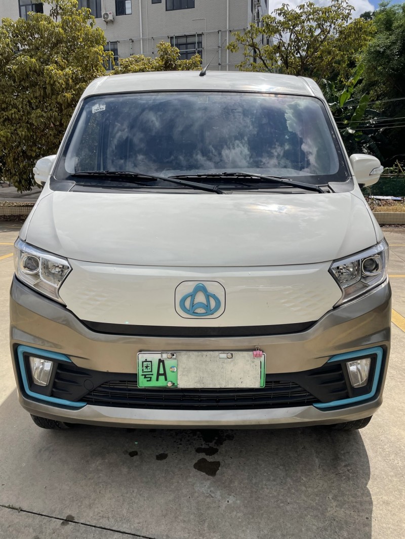 中山24年長安汽車跨越1