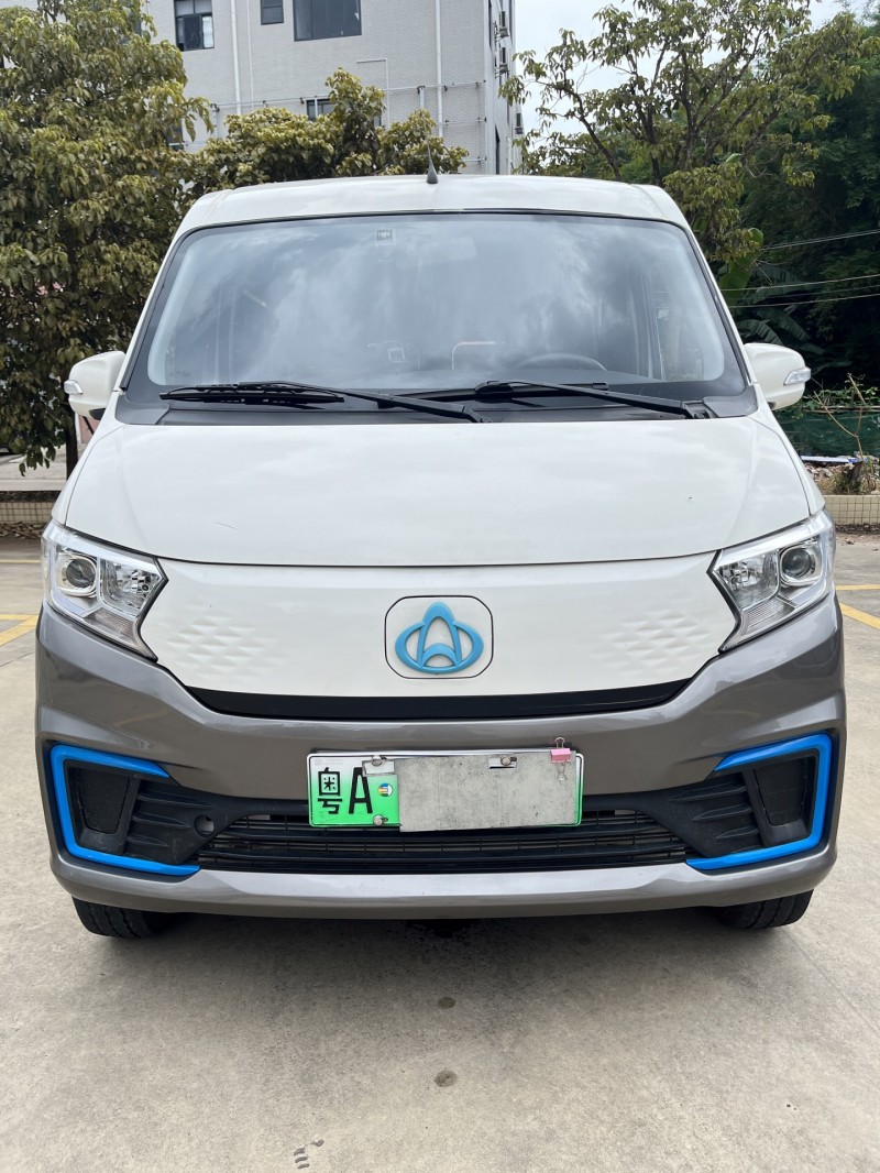 中山24年長安汽車跨越1