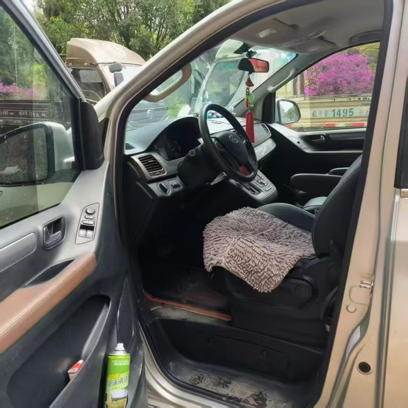 昆明18年大通G104