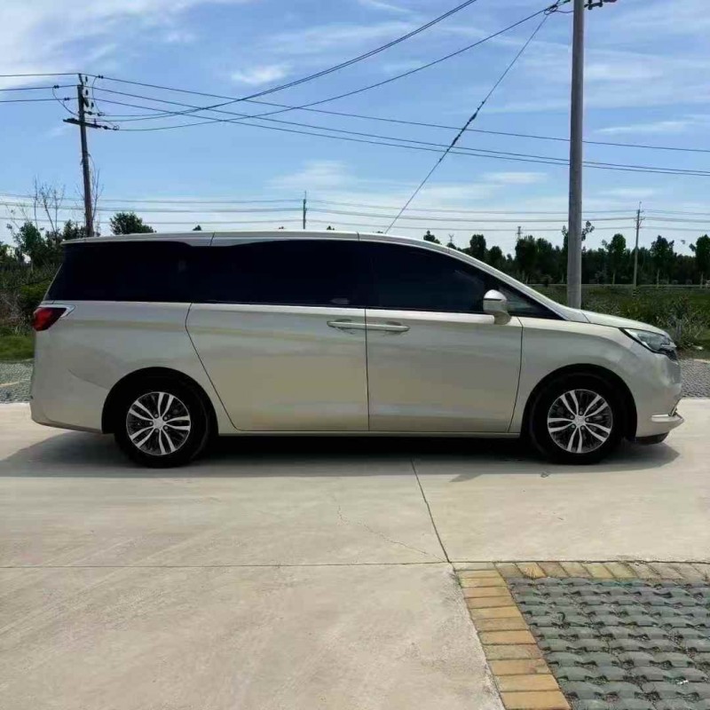 青岛22年别克GL87