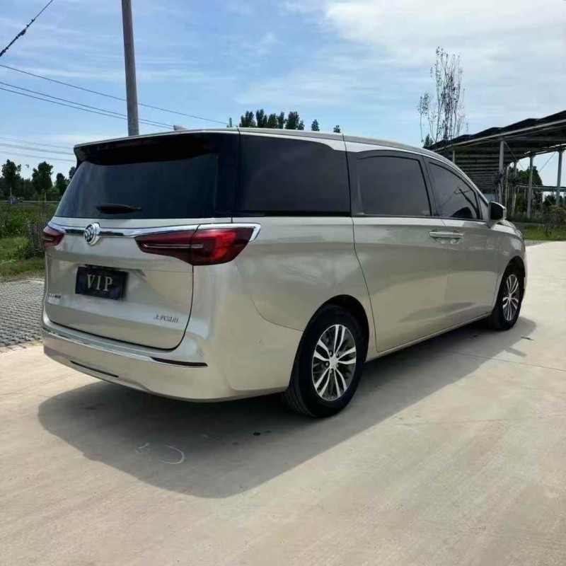 青岛22年别克GL89