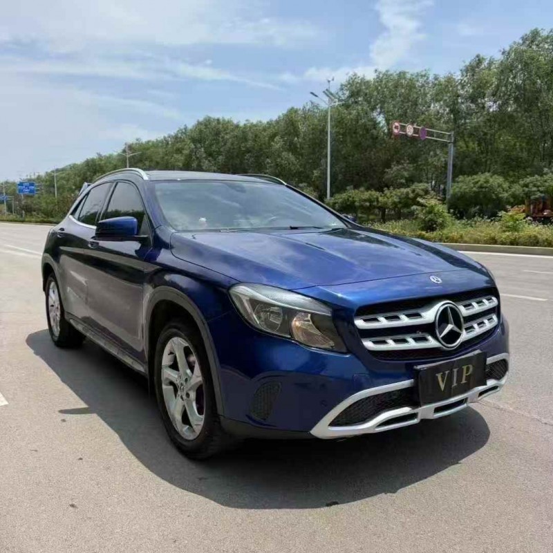 青岛18年奔驰GLA2